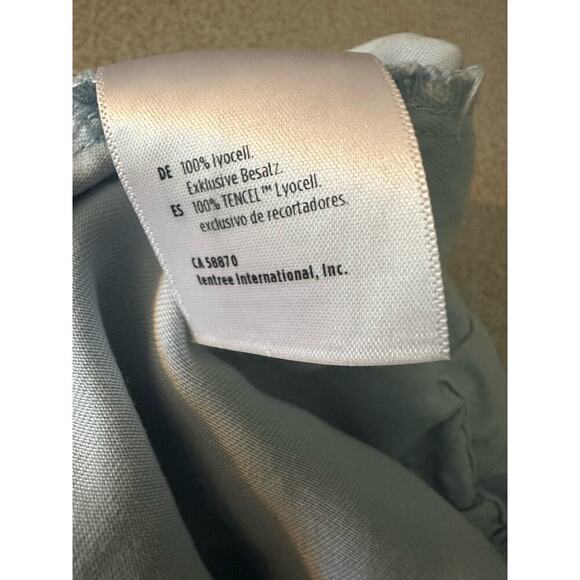 tentree | Large | Instow Shorts 100% Tencel Sustainably&Ethically Made cork ties - Picture 8 of 8